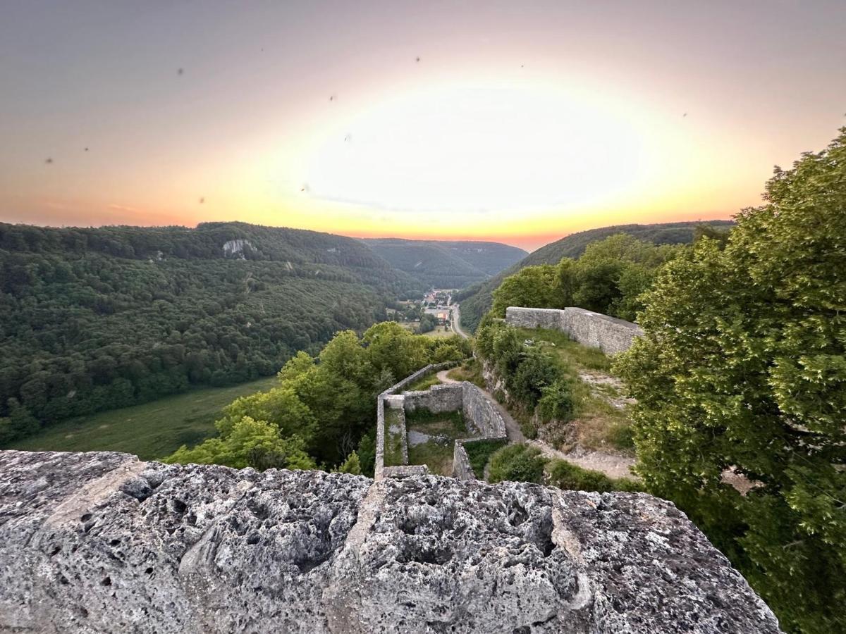 Jobelhome Alb Apartment Bad Urach Zewnętrze zdjęcie